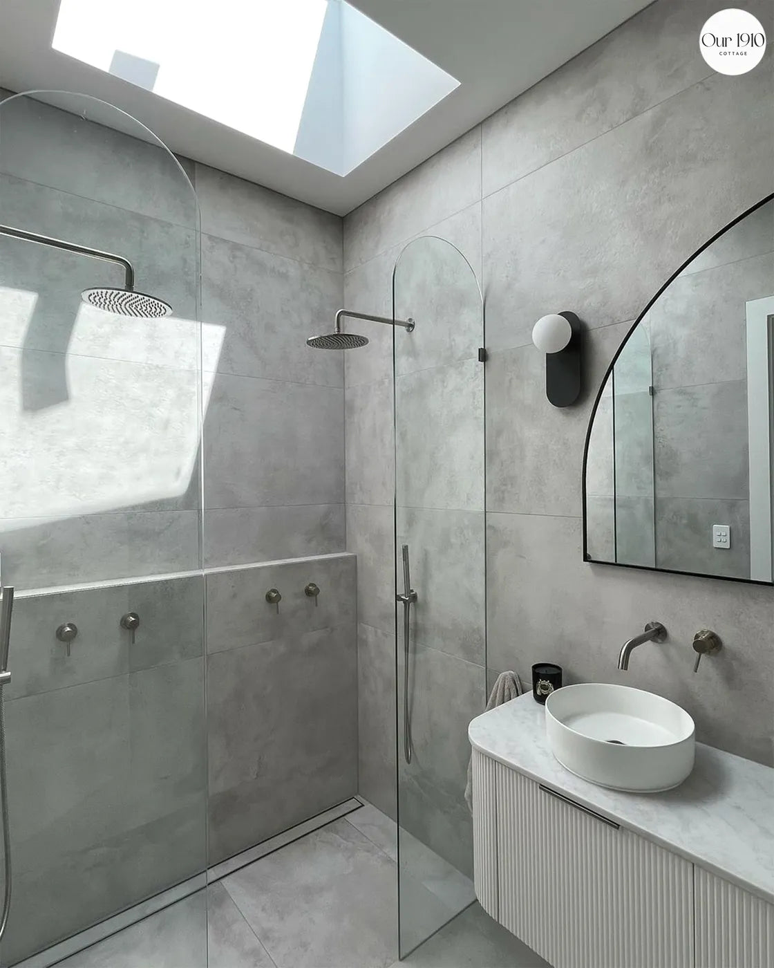 Bondi 1800mm Satin White Fluted Wall Hung Curve Vanity